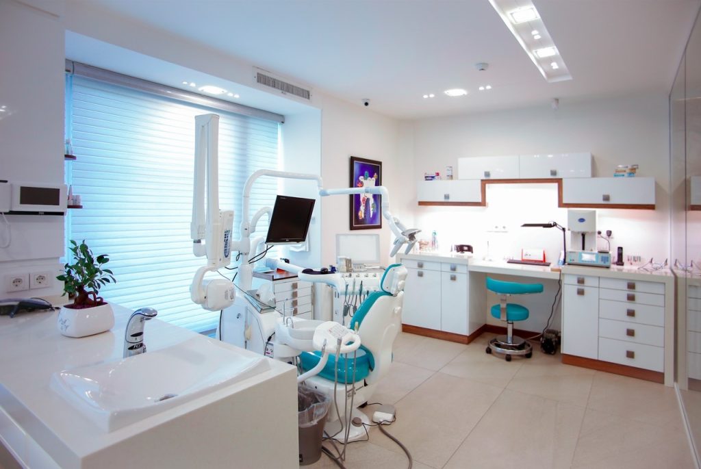 patient room at dental office with sink